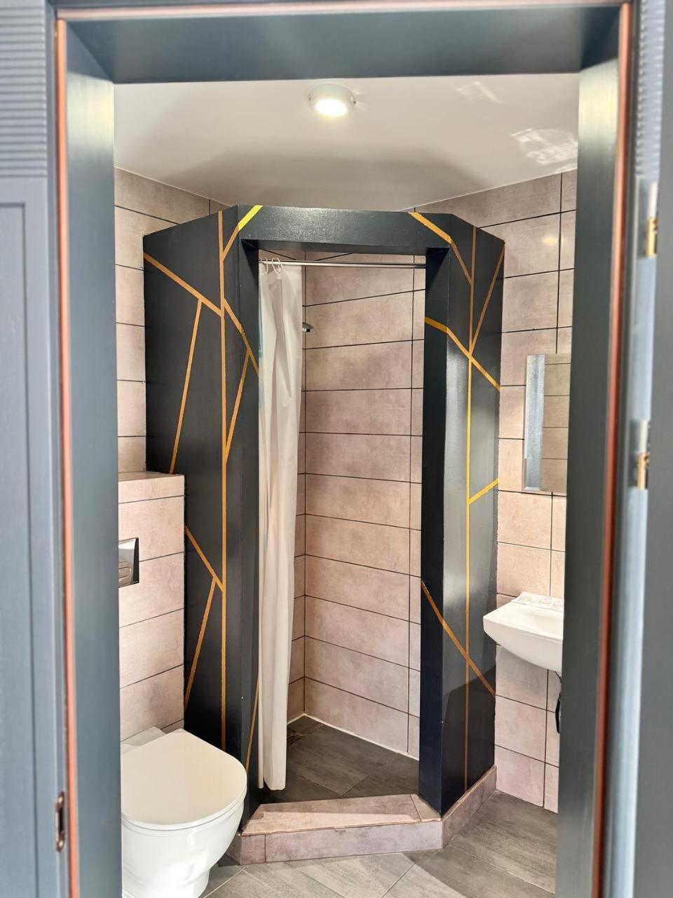 Hotel Naciku Spa 布克维 外观 照片
