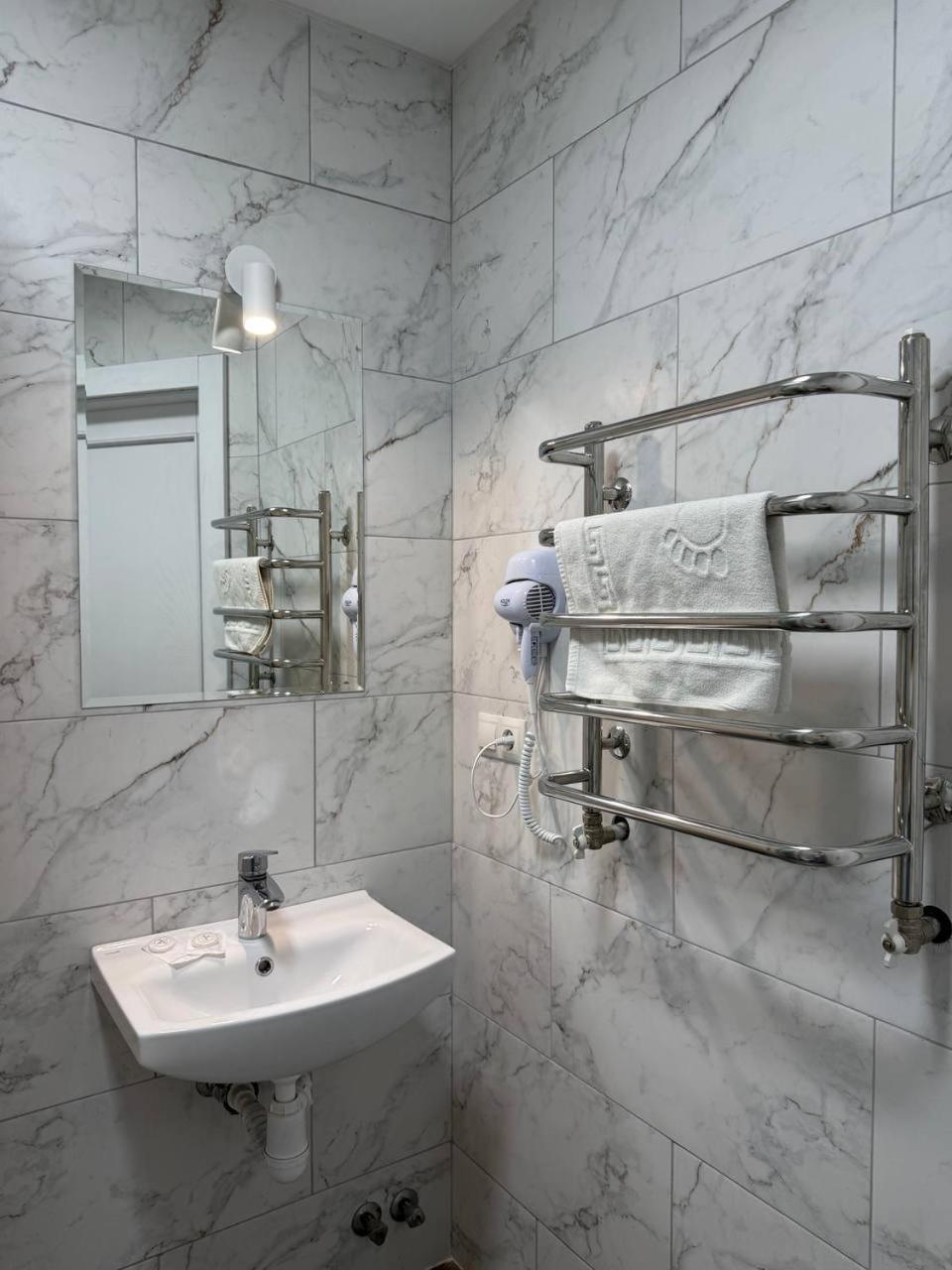 Hotel Naciku Spa 布克维 外观 照片